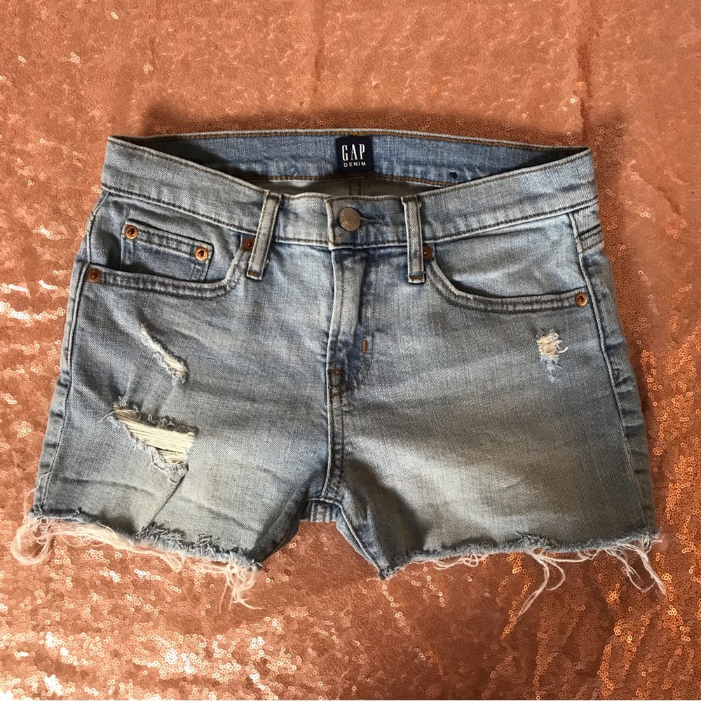 GAP 24” denim shorts 3”inseam.  Distressed and fringe.